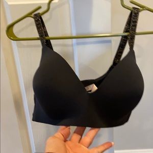 38d Victoria secret bra